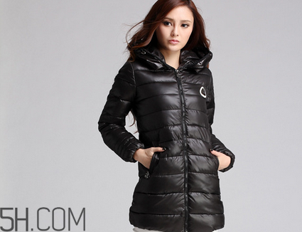 女裝羽絨服怎么挑選？羽絨服的清洗技巧