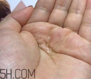羽西蟲草新肌水有什么功效？適合什么膚質(zhì)？