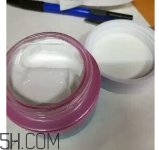 植美村素顏霜好用嗎？含有害成分嗎？
