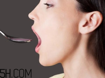 咽喉炎能吃什么水果？咽喉炎的癥狀有哪些？