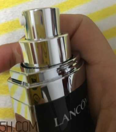 蘭蔻美膚修護(hù)精華乳有刺激嗎？適合敏感肌嗎？