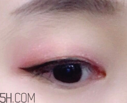 mac魅可人魚姬眼影日常嗎？mac魅可人魚姬眼影是什么顏色