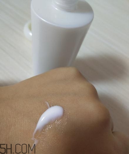 萱姿抗皺緊致滲透乳多少錢？萱姿抗皺緊致滲透乳價格