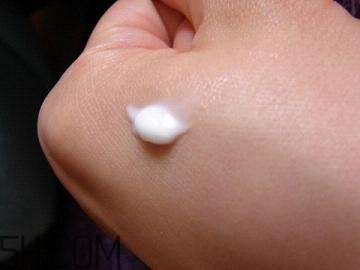 雪花秀眼霜怎么用？雪花秀閃理眼霜使用心得