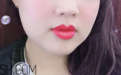 韓熙貞按壓唇膏為什么縮不回？重金屬超標(biāo)？