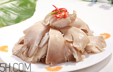平菇可以和雞蛋一起做湯嗎？平菇和木耳能一起吃嗎？