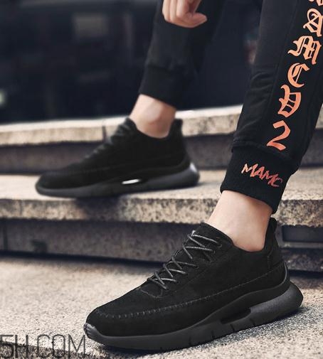 翻毛運動鞋發(fā)白怎么辦？翻毛運動鞋怎么打理？
