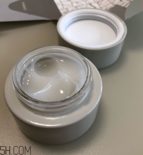 牛爾白玉蘭凍膜什么功效？牛爾白玉蘭凍膜熟齡肌適合嗎？