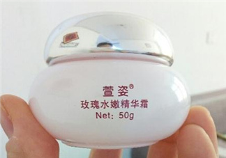 萱姿玫瑰水精華霜怎么樣？萱姿玫瑰水精華霜有激素嗎？