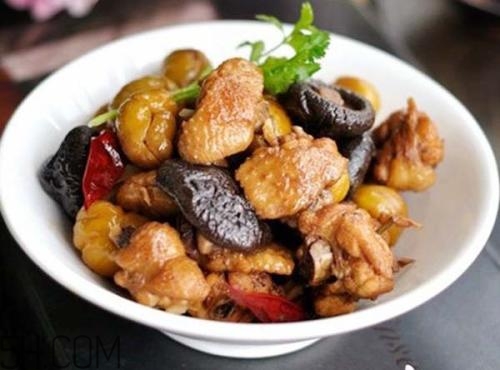 香菇燉雞用什么香菇好？干香菇是關(guān)鍵