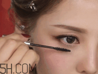 V型眼線怎么畫？V型眼線畫好美到冒泡