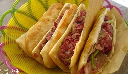驢肉火燒能放多長時(shí)間？存放時(shí)間不宜過長