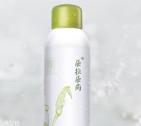 定妝噴霧可以帶上飛機(jī)或者托運(yùn)嗎？