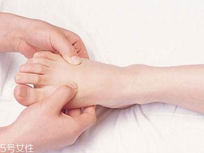 搓腳心的方法有哪些？常用第二種
