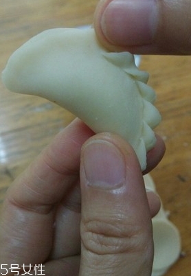 油角的皮要怎樣才松脆？關(guān)鍵看火候和時(shí)間