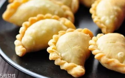 炸油角的面怎么和？用生面還是燙面你知道嗎？