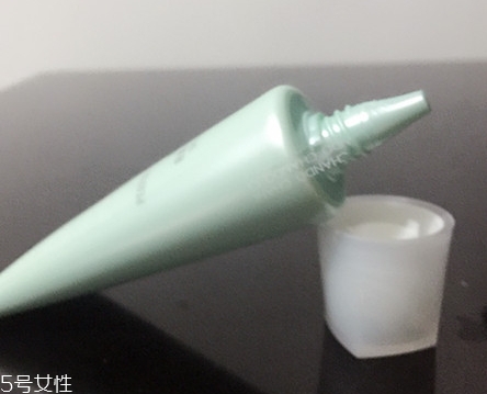 自然堂bb霜多少錢(qián)一瓶？修飾毛孔素顏肌