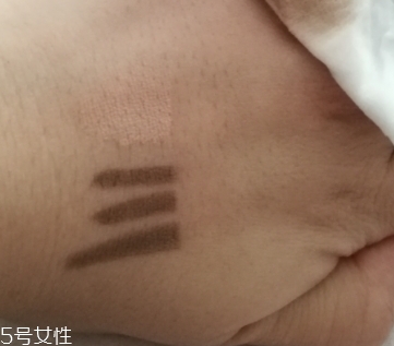 自然堂卸妝水好用嗎？從價(jià)格和效果說(shuō)起