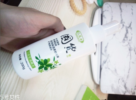 孔鳳春爽膚水好用嗎？有150多年的歷史的牌子