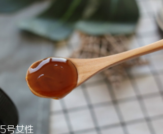 麥盧卡蜂蜜有什么驚人功能？?jī)?nèi)服外敷功能強(qiáng)大