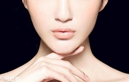 玻尿酸隆鼻維持時(shí)間受什么影響？玻尿酸不能過度注射