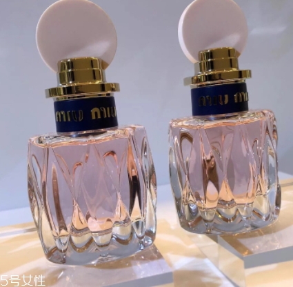 miumiu2018粉色香水好聞嗎？和舊款香水哪個(gè)更好聞