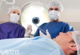 癲癇發(fā)作時(shí)怎么辦？讓他安靜地做一個(gè)抽搐的患者