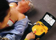 人心臟驟停后還能活嗎？救治及時(shí)生還希望大