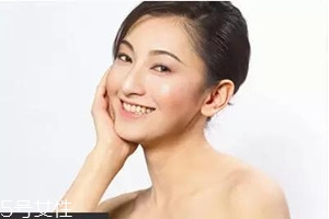 吃什么可以調(diào)理膚色？健康飲食很重要