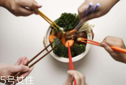 筷子應(yīng)該怎么洗？不要泡不要搓不要圖省事