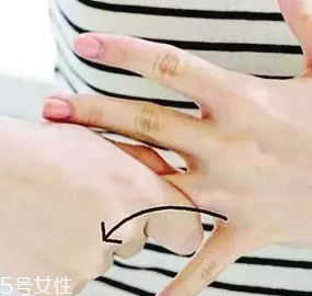 關(guān)節(jié)有響聲是病嗎？?jī)煞N情況區(qū)別對(duì)待