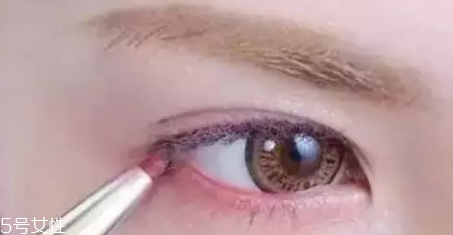 兔子腮紅怎么畫才可愛？中年少女必備腮紅畫技