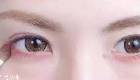 兔子腮紅怎么畫才可愛？中年少女必備腮紅畫技