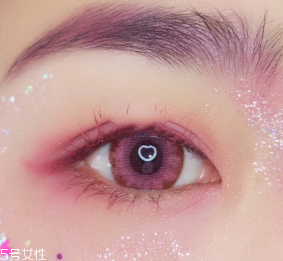兔子腮紅怎么畫才可愛？中年少女必備腮紅畫技