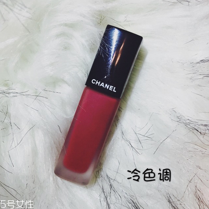 香奈兒炫亮魅力印記唇釉哪個色號好看？質(zhì)感超棒