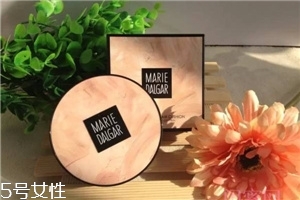 瑪麗黛佳底妝產(chǎn)品哪款好用？化妝包里必帶款