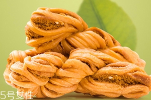 麻花可以帶上飛機(jī)嗎？要看帶多少