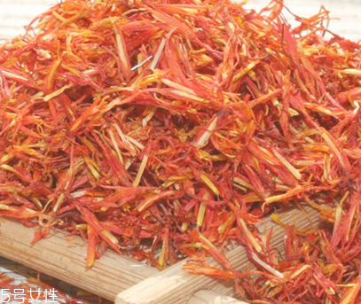 紅花泡腳孕婦可以用嗎？妊娠期禁止使用紅花