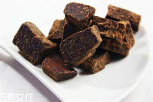 黑糖為什么比紅糖貴？經(jīng)期吃紅糖好還是黑糖好？
