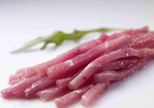 凍了一年的肉能吃嗎？請謹慎食用