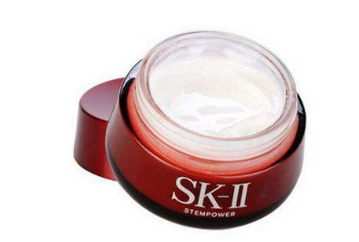 sk2大紅瓶面霜與百優(yōu)面霜哪個(gè)好？sk2大紅瓶屬于貴婦面霜
