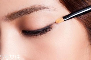 睫毛膏和種睫毛哪個(gè)好？
