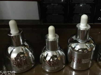 sk2小燈泡和小銀瓶哪個好？sk2小燈泡使用測評