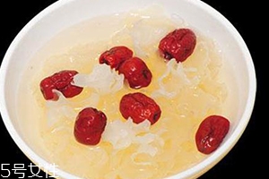 銀耳紅棗湯哺乳期能喝嗎？有著很多好處