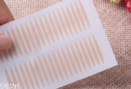 雙眼皮貼可以貼多久？不要超過(guò)這個(gè)時(shí)間