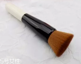 化妝刷濕洗還是干洗？天然毛要干洗