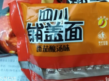 阿寬四川鋪蓋面煮還是拌？來看看鋪蓋面食用方法