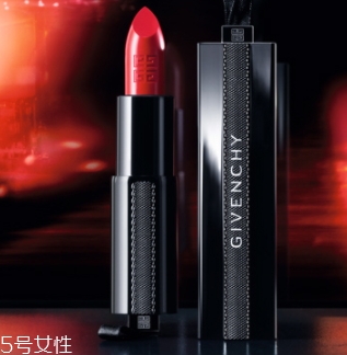 紀梵希和tf口紅哪個好？紀梵希和tomford你選擇哪一支