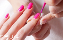 指甲油怎么挑選？看看是否符合這12點