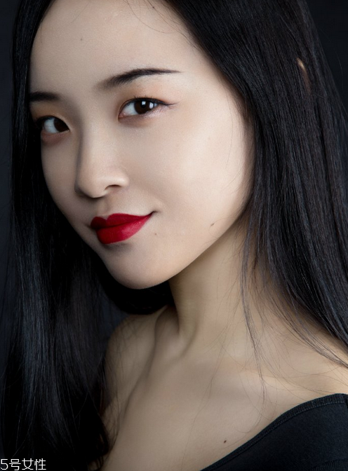 內(nèi)雙怎樣畫眼線成外雙？單眼皮內(nèi)雙女生福音